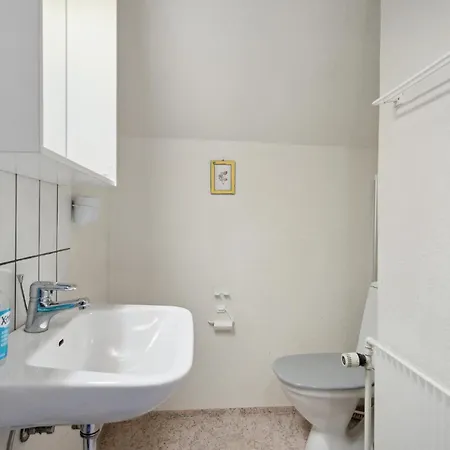 Nice In With Kitchen Apartment *
