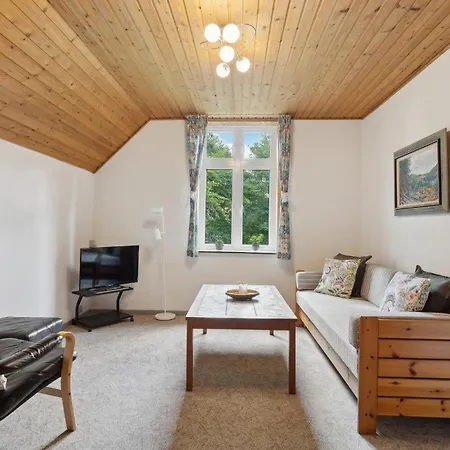 Nice In With Kitchen Apartment *